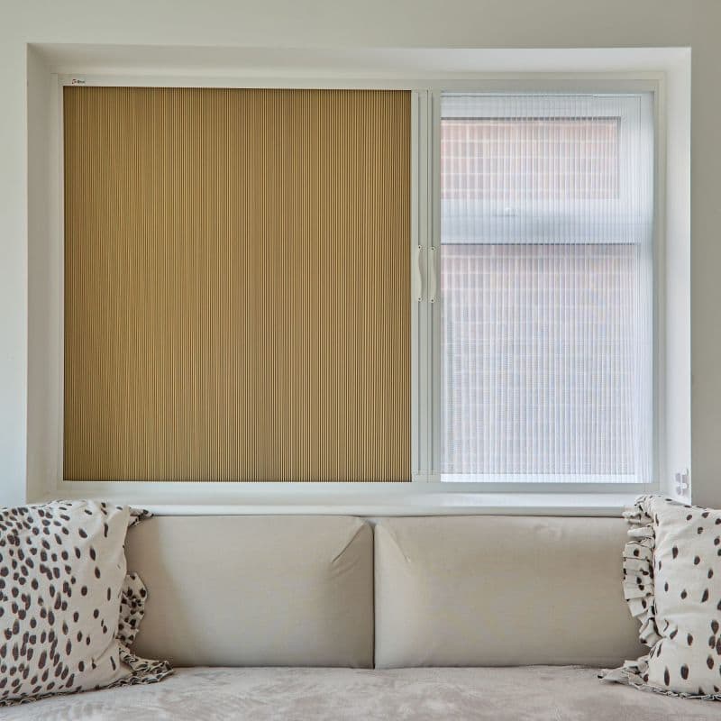 Breeze In White Fly Screen 02