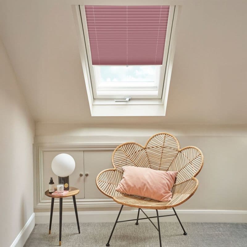 Solartex Chintz Crimson Pleated blind