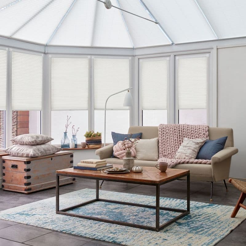 Solartex Chintz Lily Pleated blind