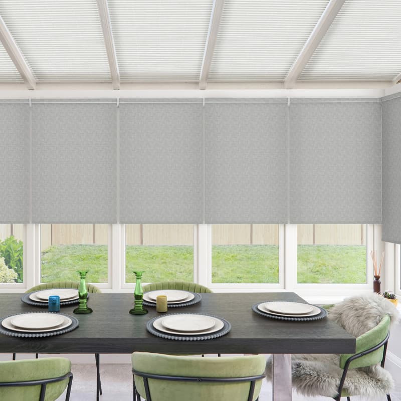 Gus Fog Roller Blind