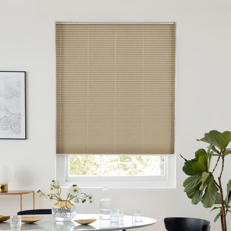 Crush Toffee Pleated blind