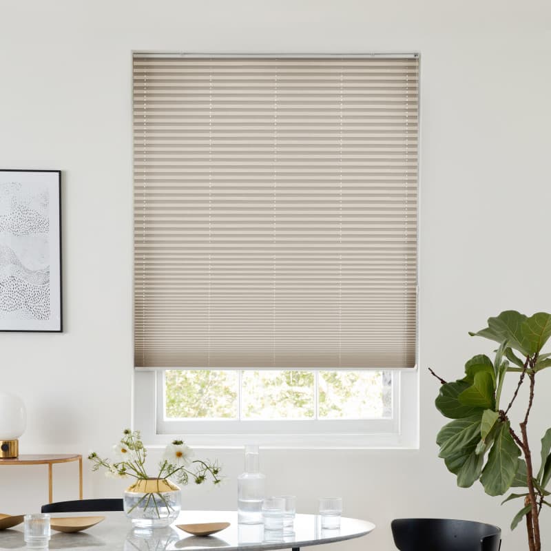 Eira Natural Pleated blind