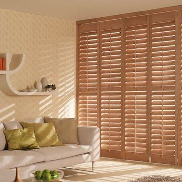 Medium Oak Shutter
