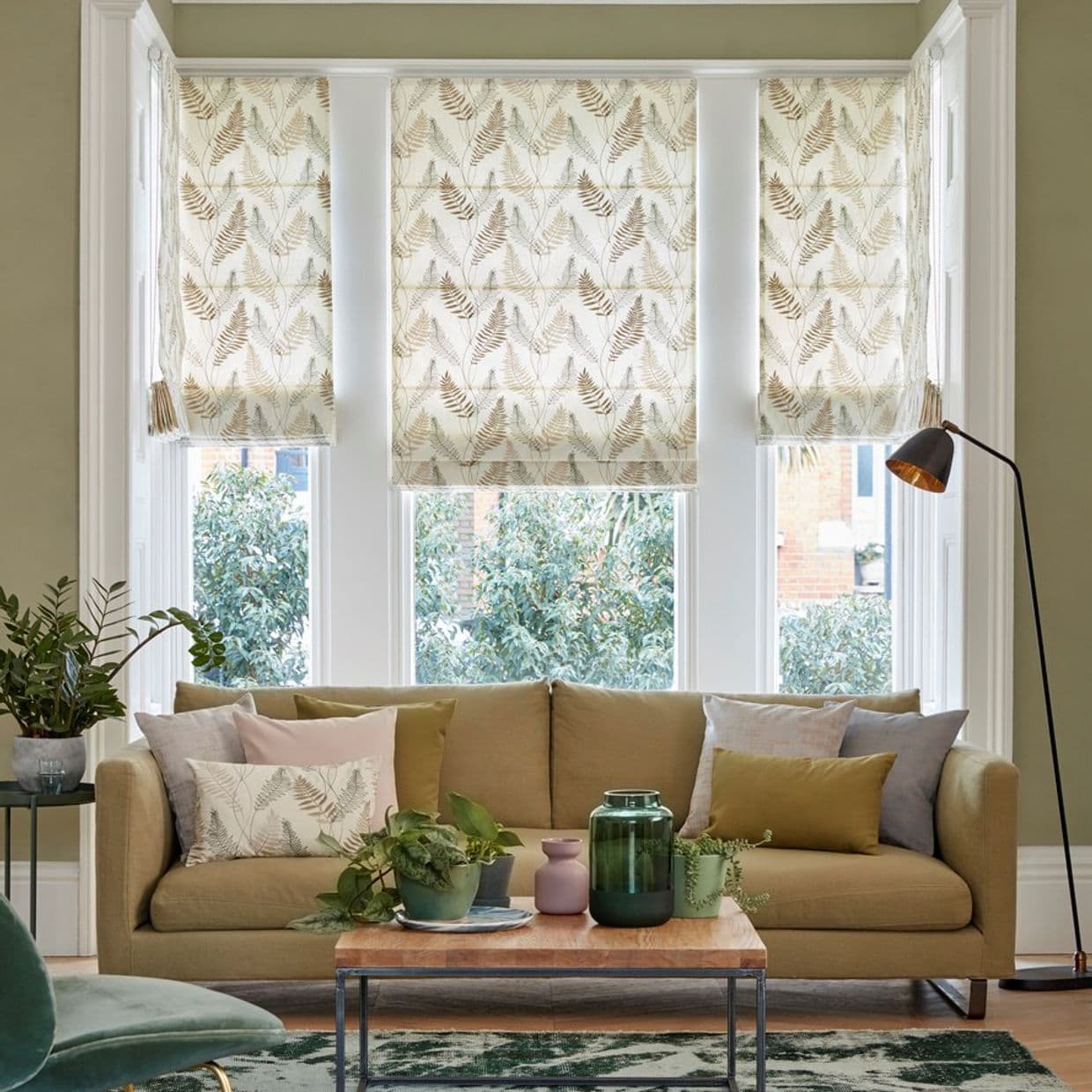 Tranquility Fern Green Roman blind