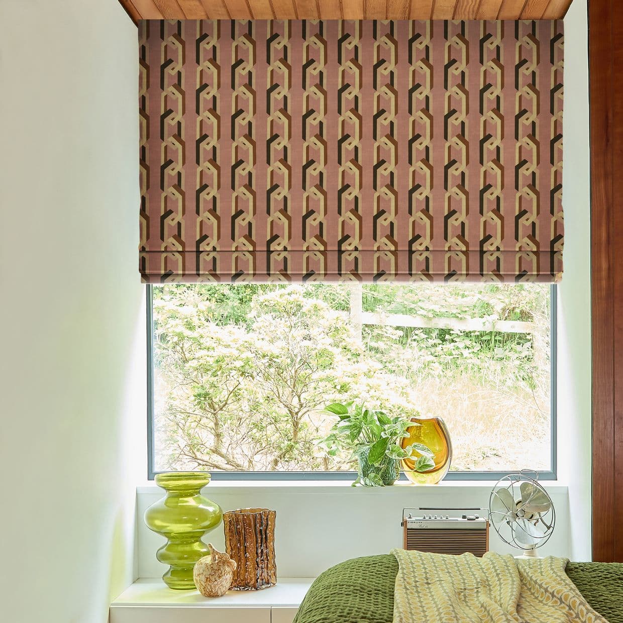 Chain of Fools Valentine Roman Blind